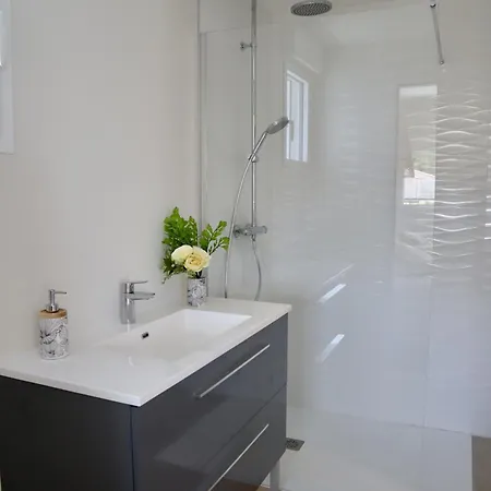 Prestige N6 - Piscine - 10 Personnes